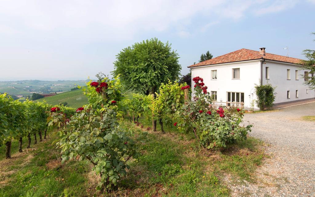 Gasthaus Agriturismo Albarossa Nizza Monferrato Exterior foto